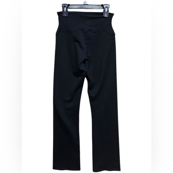 Yummie JODI BLACK SLIM STRETCH BOOTCUT SHAPING LEGGING Size Small Black nwt - Picture 15 of 15